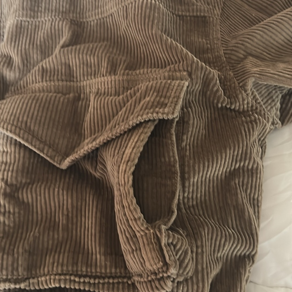 American Eagle Bomber Jacket NWT - Picture 3 of 4